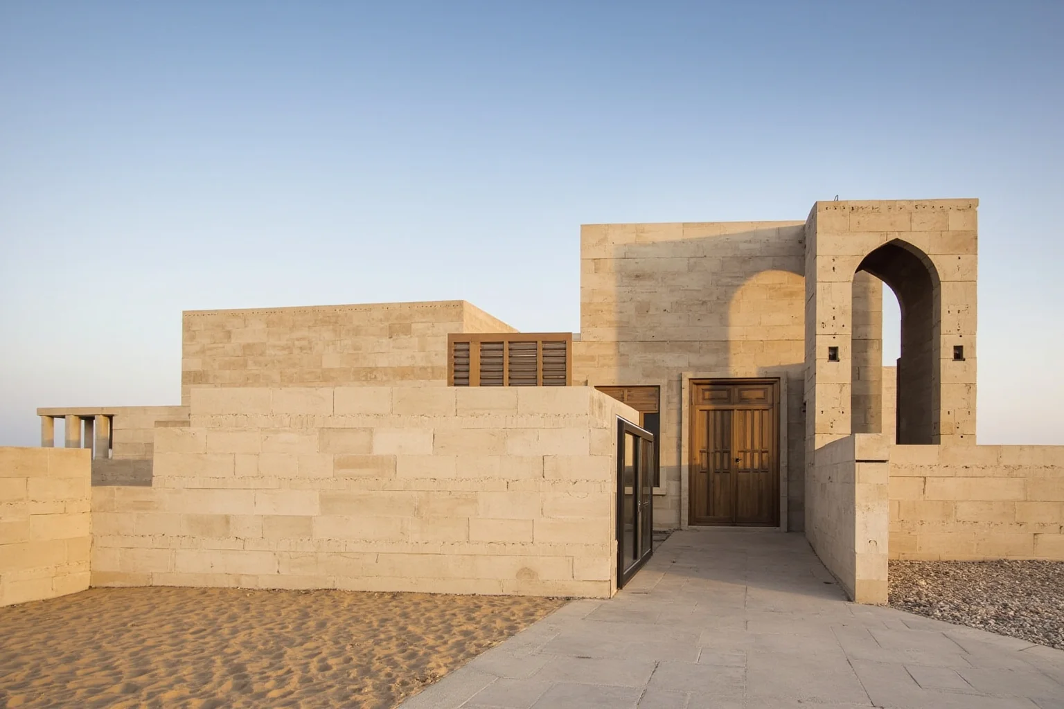 Modern Saudi Arabian desert palace with traditional Najdi architecture and contemporary elements