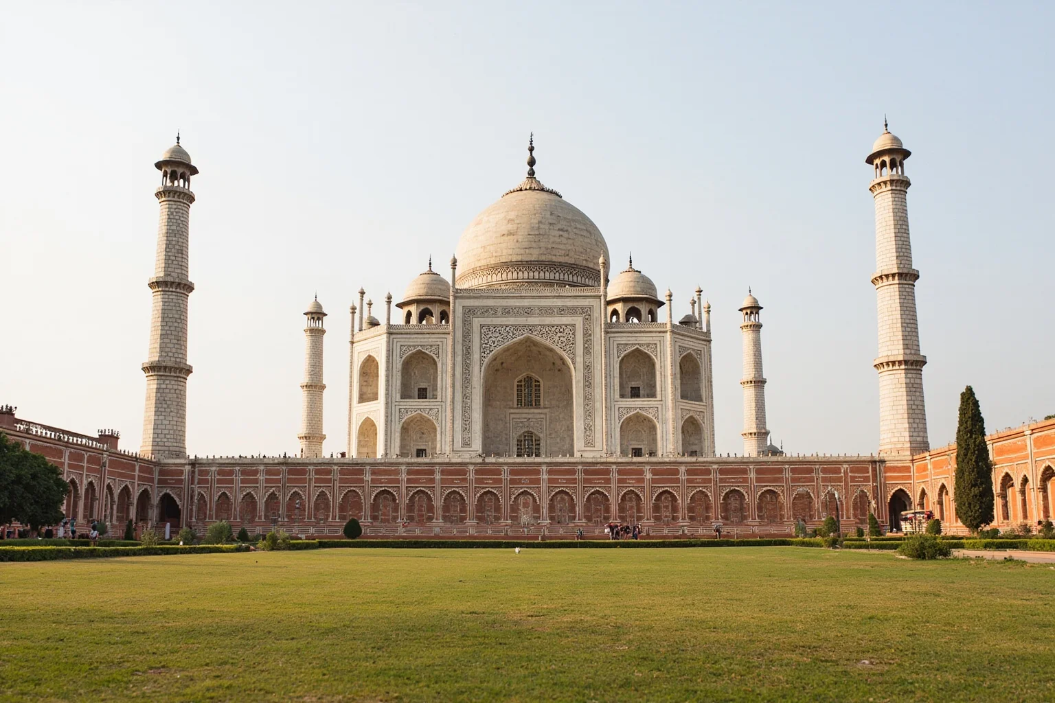 Taj Mahal and Mughal-era Indian architecture with Persian and Indian decorative motifs and gardens